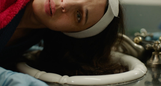 A scene from THE CURRENTS. A Kino Lorber release.